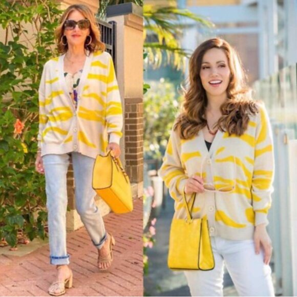 CAbi #5836 Roar Cardigan Sweater Tiger Stripe V-Neck Oversized Slouchy Sz Large - Picture 2 of 7